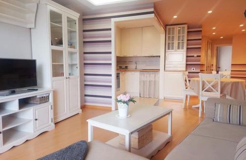 Albelda de Iregua Apartment | La Maison