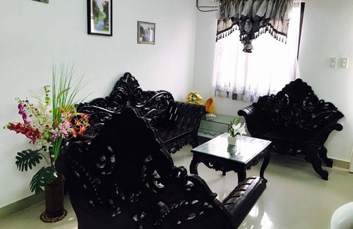 Puerto Galera House | La maison et Bon - holiday house