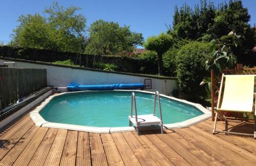 Durban-sur-Arize Bed & Breakfast | La Maison Famille