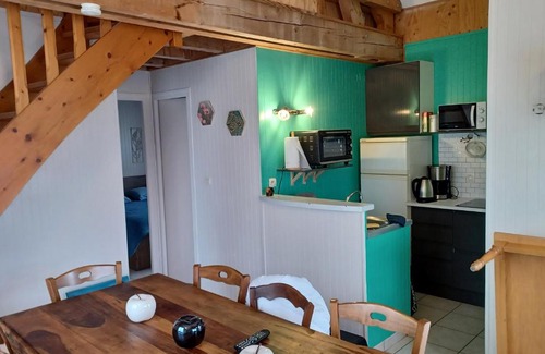 Giffaumont-Champaubert Ski Chalet | La Maison Bleu du Lac de Céline