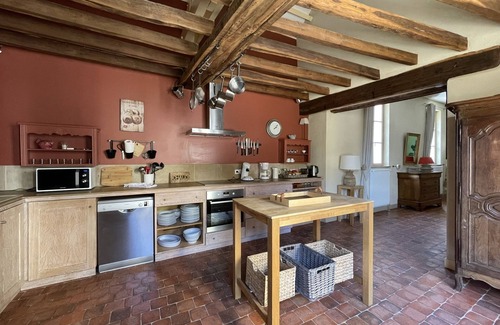 Saint-Cyr-les-Colons House | La Maison de Caroline 250 m²