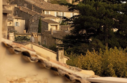 Grignan House | La Maison - Grignan Village-center house ideal for groups.