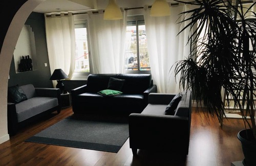 La Garenne-Colombes Bed & Breakfast | La Maison Japonaise