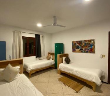 Dakhla Bed & Breakfast | La Maison Jaune Dakhla Maison d'hôtes