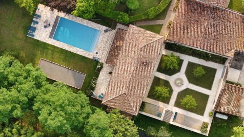 Verac House | La Maison L'Eperon, stylish 5 star villa surrounded by vineyard near Saint Emilion