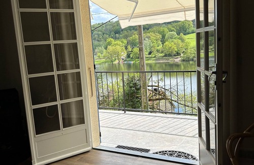 Corancy House | La Maison Les Moulins Vakantiehuis in de Morvan, Uitzicht op Lac de Panneciere