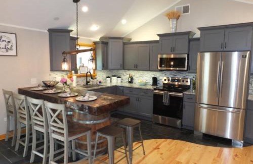 South Haven House | La Maison Malabar - Gorgeous Luxury Cabin!