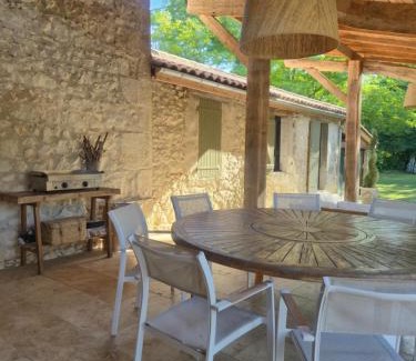 Penne-d'Agenais Apartment | La Maison Or Azur- Spa Jacuzzi- Terrasse - Vue Nature