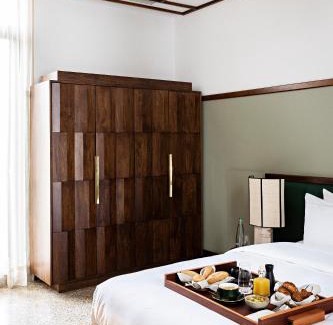 Deux Plateaux Hotel | La Maison Palmier Abidjan, a Member of Design Hotels