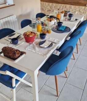 Veuzain-sur-Loire Bed & Breakfast | La Maison Pas'Chaaxe