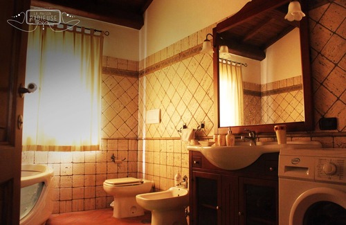 Fara in Sabina Villa | La Maison Radieuse is the ideal location for your relaxing holiday in Sabina.