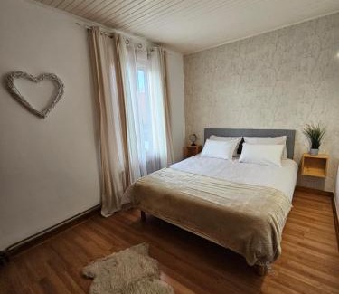Bourg-de-Thizy Villa | La Maison Richard