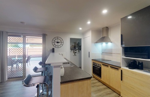 Caboolture House | 'LA MAISON' STUNNING 4 BEDROOM HOME