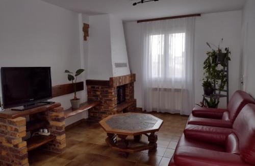 Montois-la-Montagne House | La maison verte