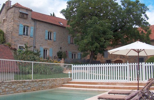 Andressac House | La Maison Vieille - Large Family House with Private Pool and WIFI