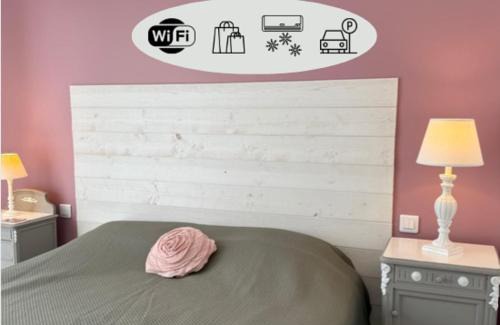 Montargis Apartment | La maison Virginie appartements climatisés de 1 à 5 pers cosy central parking gratuit linge fibre proximité port lac canal piscine