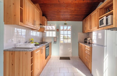 Mosteiros Cottage | La Maisonette - Azorean Butler