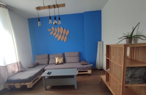 La Voulte-sur-Rhone House | La Maisonnette near via'rhona