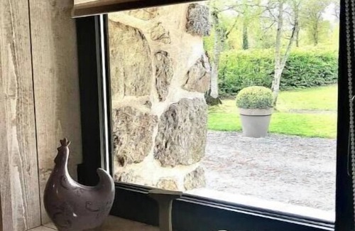 Pommerit-le-Vicomte Apartment | La Maisonnette du Four à Pain