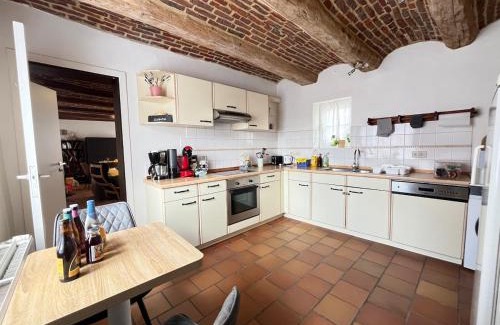 Tournai House | La Maisonnette - 2 chambres, parking, jardinet & calme