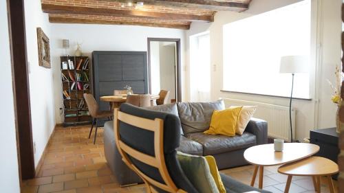 Tournai House | La Maisonnette - 2 chambres, parking, jardinet & calme