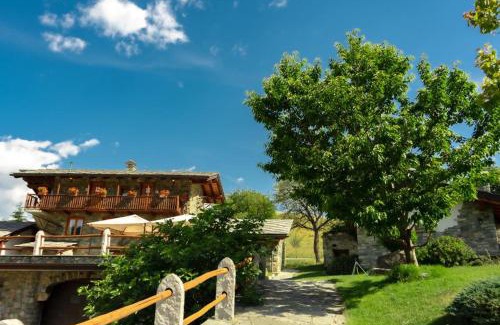 Montjovet House | La Majon de Fohten