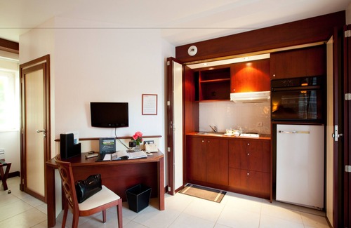 Saint-Jouan-des-Guerets Hotel | La Malouinière Des Longchamps