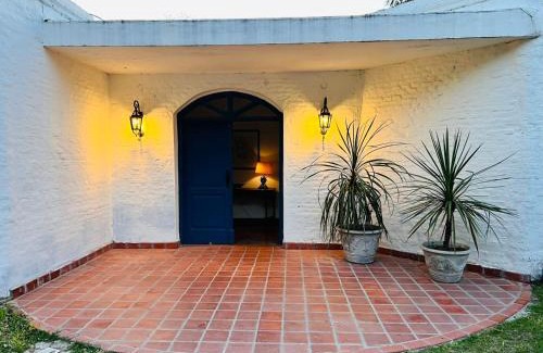 Esquina House | La Mansa Riverside