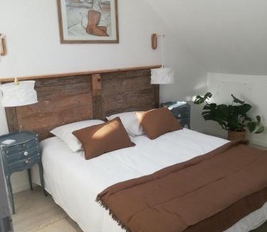 Nozay Apartment | La mansarde