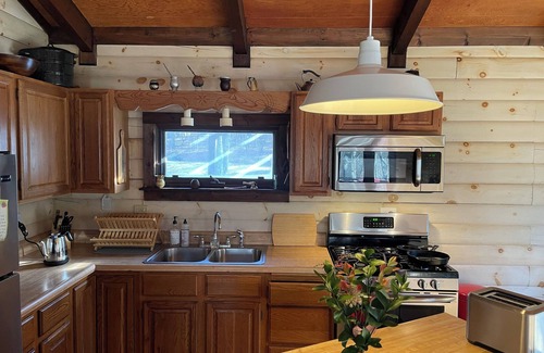 New Kingston Cabin | "La Matera" - Our log cabin in the Catskills