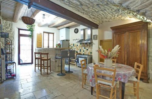 Pelissanne Villa | La Mauricette - free Parking & Cancellation - WiFi