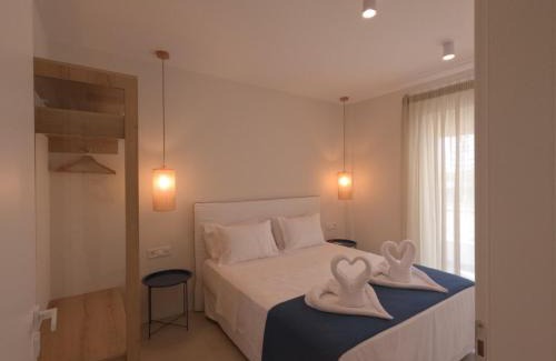 Vrahati Apartment | La Mer Bleue Beachfront Boutique Apartments
