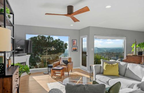 Windsor Hills House | La Mesa Lookout with AC BBQ Firepit Pet Friendly