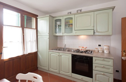 Empoli Apartment | "LA MEZZANA" apartment with private terrace and stunning views