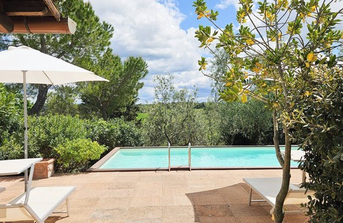 Empoli Apartment | "LA MEZZANA" apartment with private terrace and stunning views