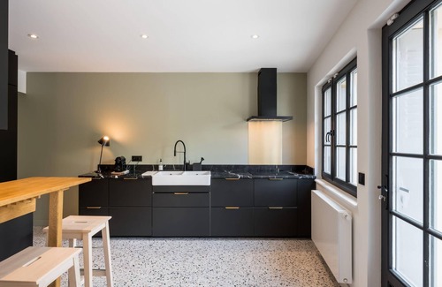 Saint-Didier-au-Mont-d'Or Villa | La Mignonne - Village house with swimming pool