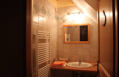 Saint-Jean-Saint-Nicolas Bed & Breakfast | La Monbéliarde family 4 persons