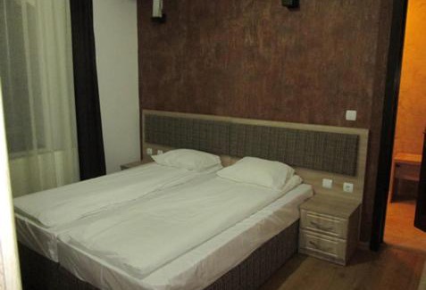 Pestisani House | , La Moara '