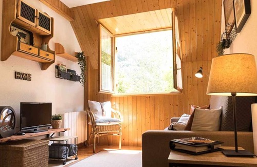 Canfranc-Estacion Apartment | "La Moleta" - Avairent