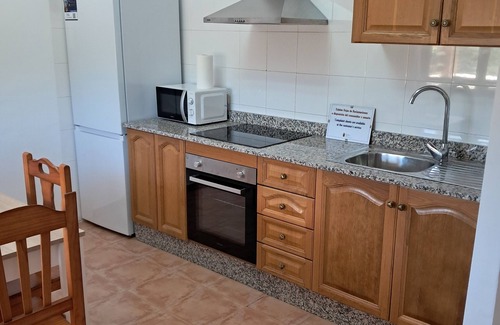 Archivel House | La Montaña cottage with swimming pool and barbecue (pets allowed)