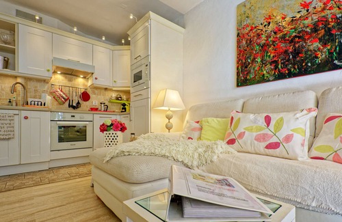 Mandelieu-la-Napoule Beach Apartment | La Napoule Marina*, outstanding apartment 2 pers/terrace facing the sea.