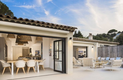 Cote d'Azur- French Riviera Villa | La Nautique - Four Bedroom Villa, Sleeps 8
