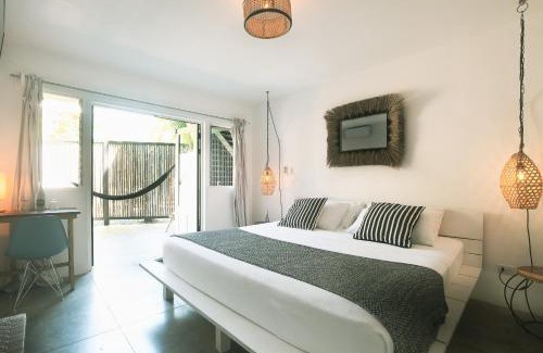 Playa Guiones Hotel | La Negra Surf Hotel