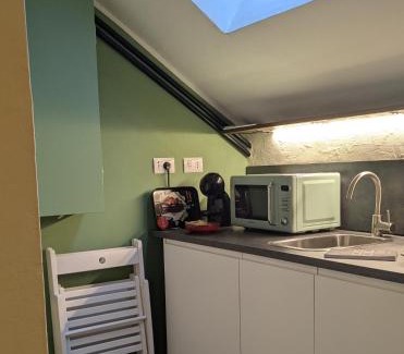 Cortemilia Apartment | la nocciolina mansarda in centro