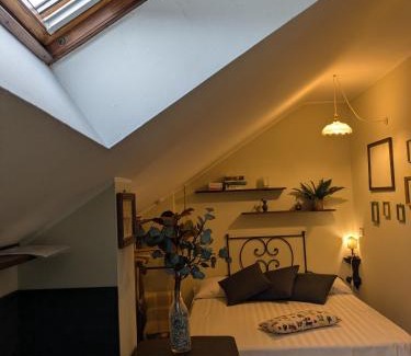Cortemilia Apartment | la nocciolina mansarda in centro