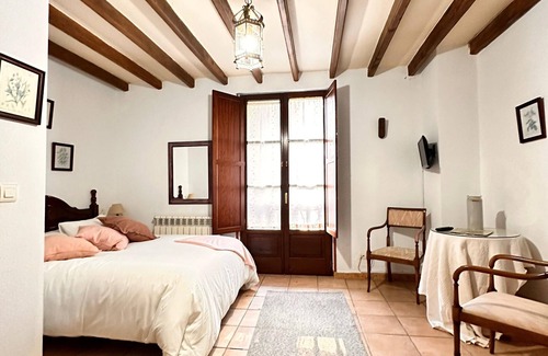 Tornon House | La Nozal de la Peña