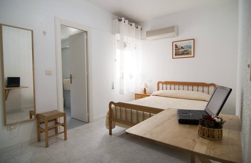 Santiago de la Ribera House | La Obrera