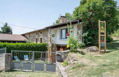 Le Saillant House | La P'tite Maison - Saillant