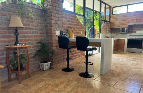 Lomas de La Cruz Villa | La Palapa