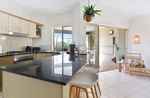 Westcourt Apartment | La Palma Cairns- Resort, 9 Pools & Gym